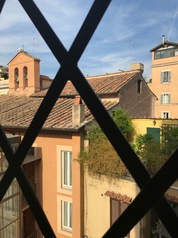 Appartamento Due Mondi, Pantheon *